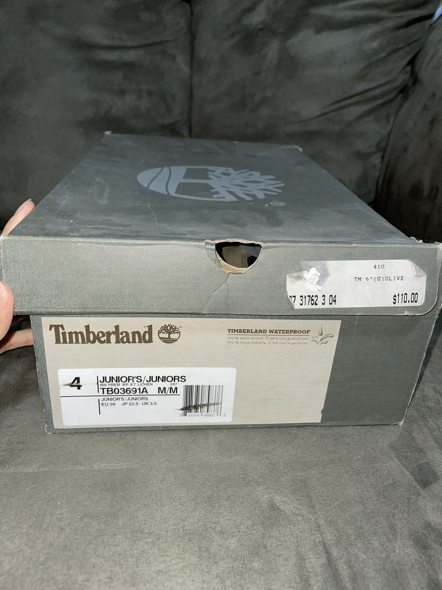 Timberland Boots Olive Green Size 4Y for Sale in Queens, New  display picture 2