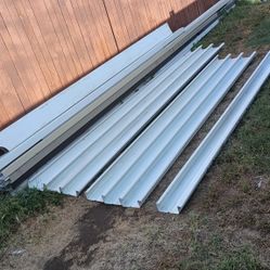 Porch Multiple Prizes And Sizes Left Over From Job, Ask For $ 