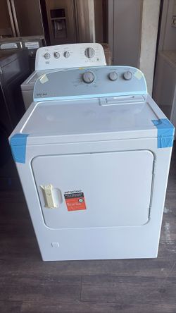New Whirlpool. Gas Stove