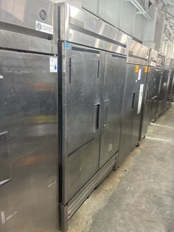 True T-49F Two-Door Commercial Freezer (S/N (contact info removed))
