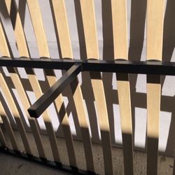 Queen bed frame Good Condition Lightweight And Sturdy 