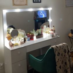 Makeup Vanity & Chair