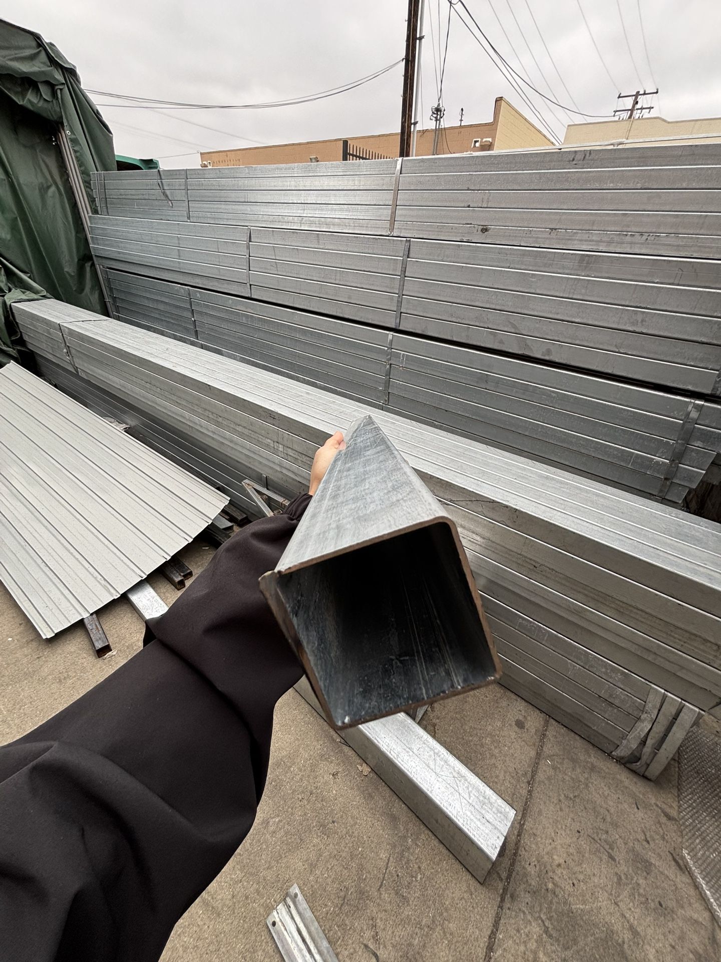 Galvanized Tubing 2'' x 2'' x 20ft 16 gauge