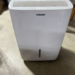 Freonic Dehumidifier
