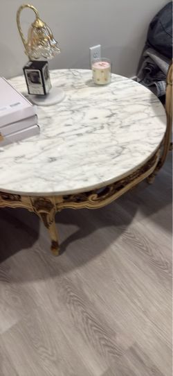 Coffe table 2 side tables marble like new