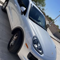 Windshield Replacement 