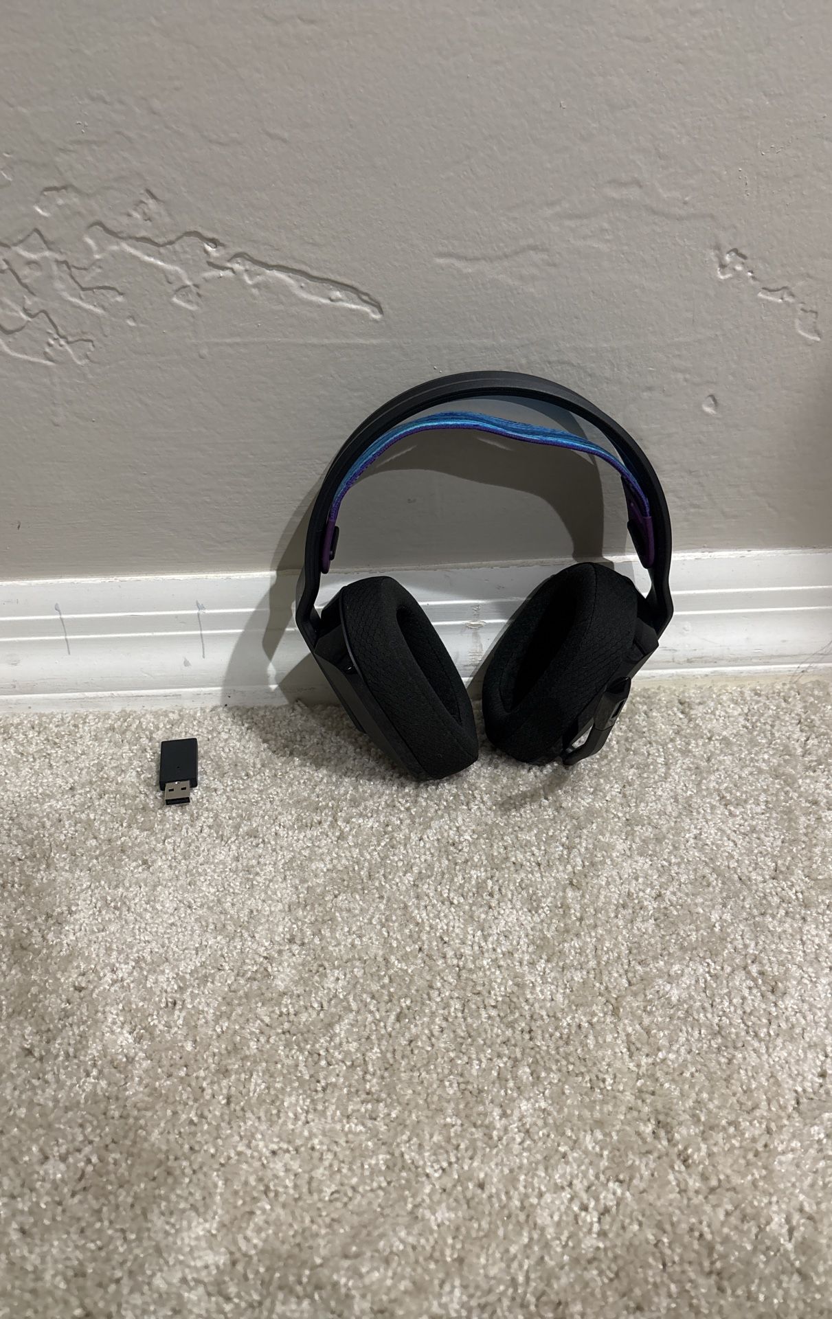 Logitech G535 Wireless Gaming Headset With Microphone