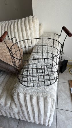 Basket For Throw Blankets