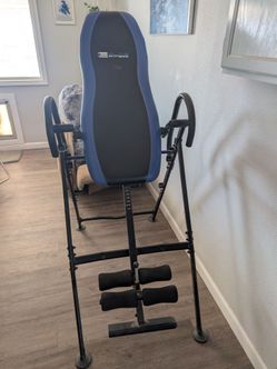 Inversion table