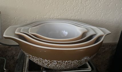 Pyrex “Woodland” Cinderella Mixing Bowls