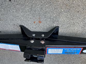 Car jack for Lincoln town car