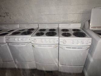 Hot Point Stove 20 Inches Wide O good Working Condition