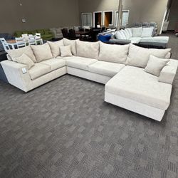L Sectional with chaise