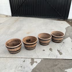 4 Planter Pots
