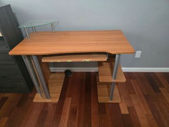 Older desk, great for kids or crafting