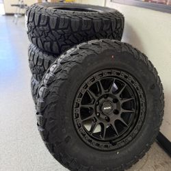 17” MVX Off-road Wheels & RTX Tires (6x5.5)