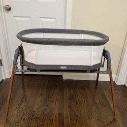 Chicco bassinet 