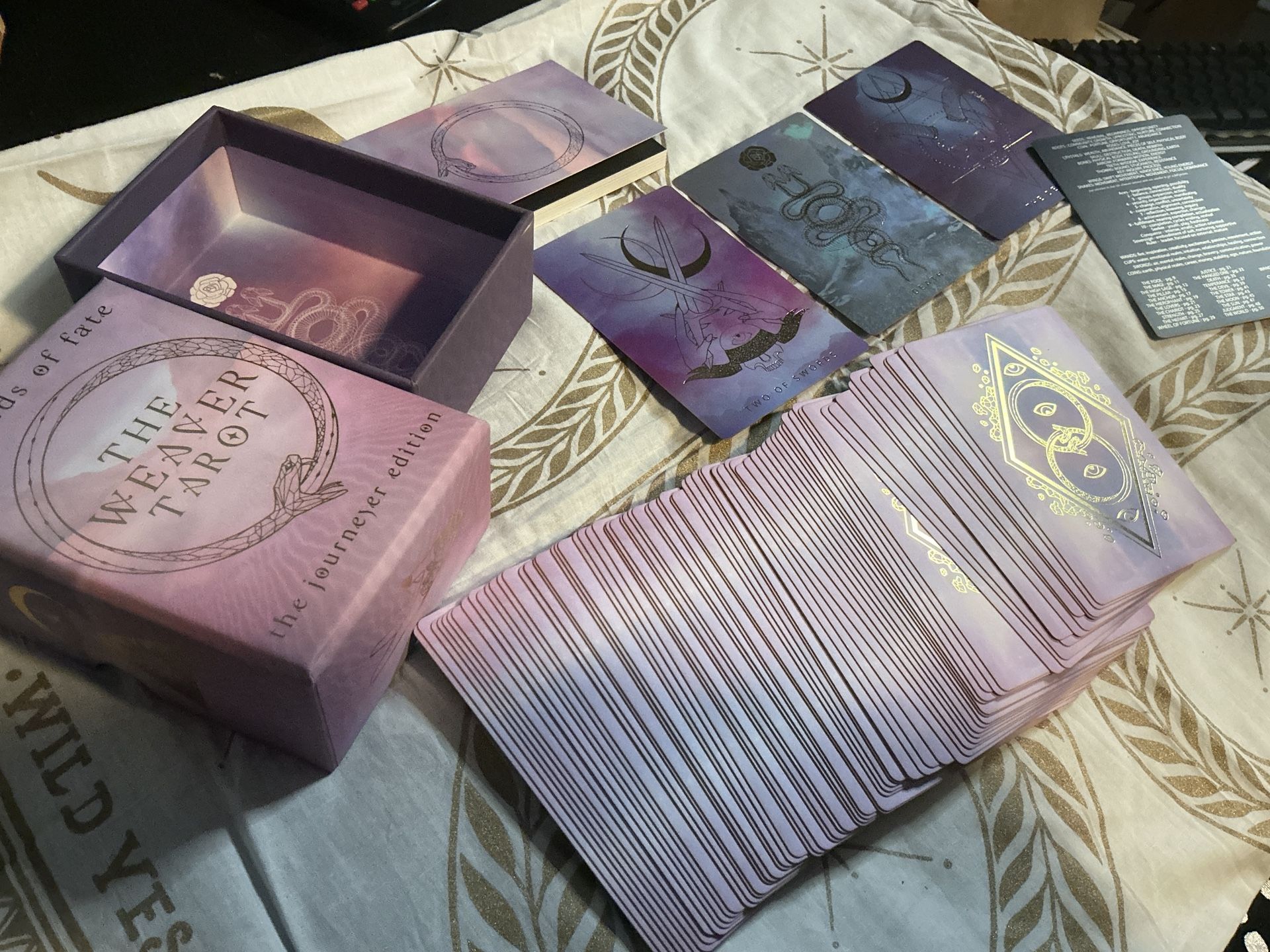 OOP The Weavers Tarot - The Journeyer Edition - Threads Of Fate