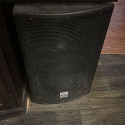 Two Dj Speakers 250 For Each