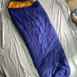 Kelty Ridgeway Adult Size Sleeping Bag And Stuff Sack Camping