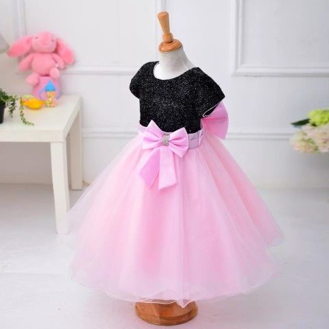 Dresses 2t 3t New in Hialeah