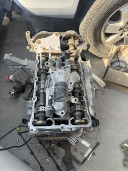 1.8L. ENGINE - MITSUBISHI lancr/outlndr sport -130k all good good head but may have bent valve