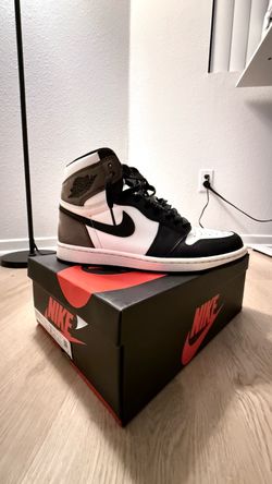 Jordan 1 Dark Mocha SZ 9
