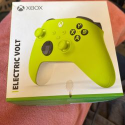 Xbox Wireless Controller, Electric Volt