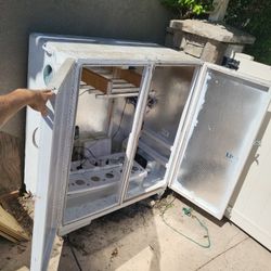 Complete Hydroponics Cabinet