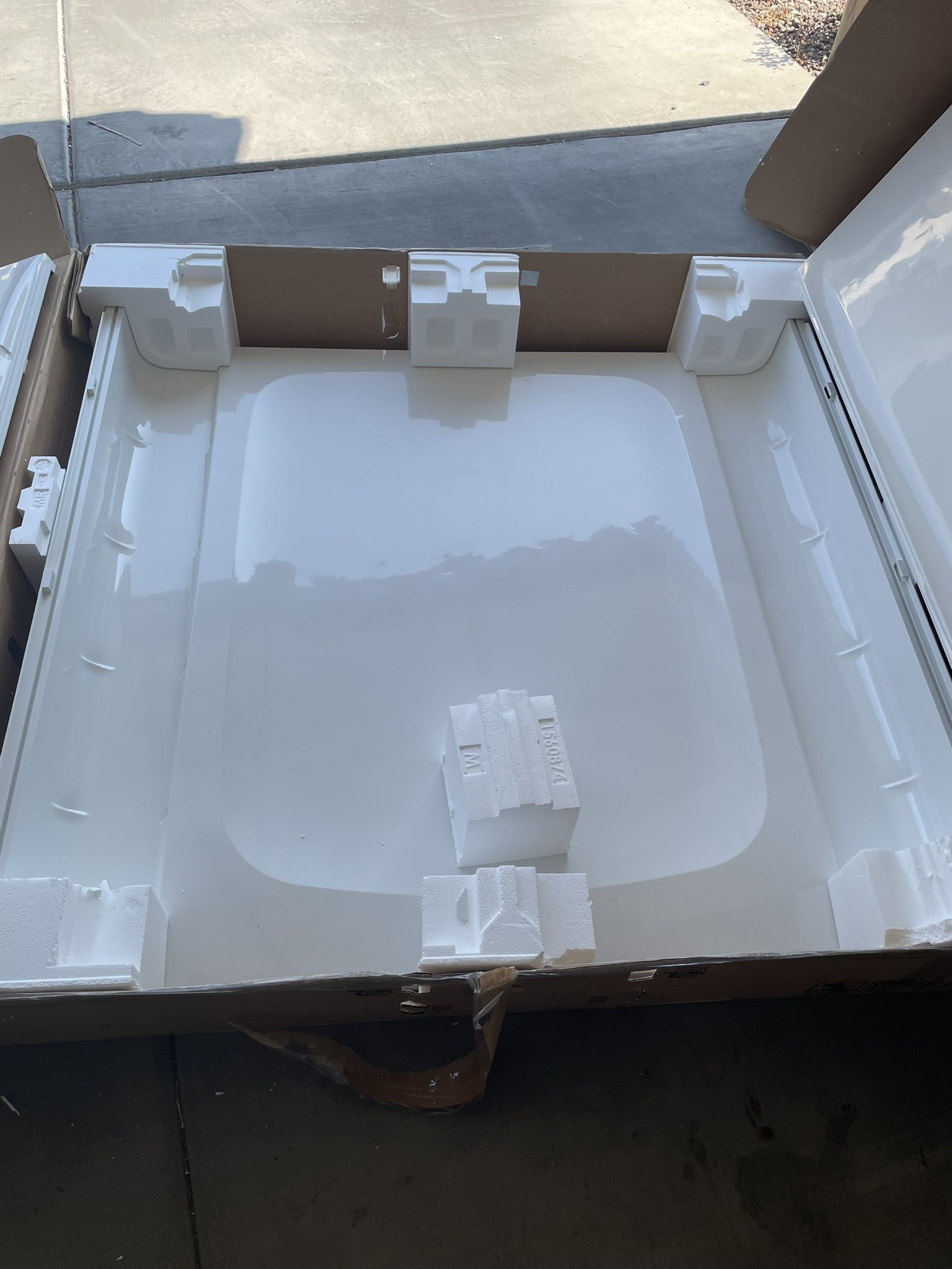 STERLING STORE+ 30 In. W X 59.25 In. H Three Piece Direct-To-Stud Tub Alcove Wall Surround In