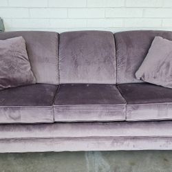 La-Z-Boy Queen Sleeper Sofa
