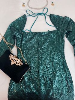 Emerald Green Sequin Dress 💚