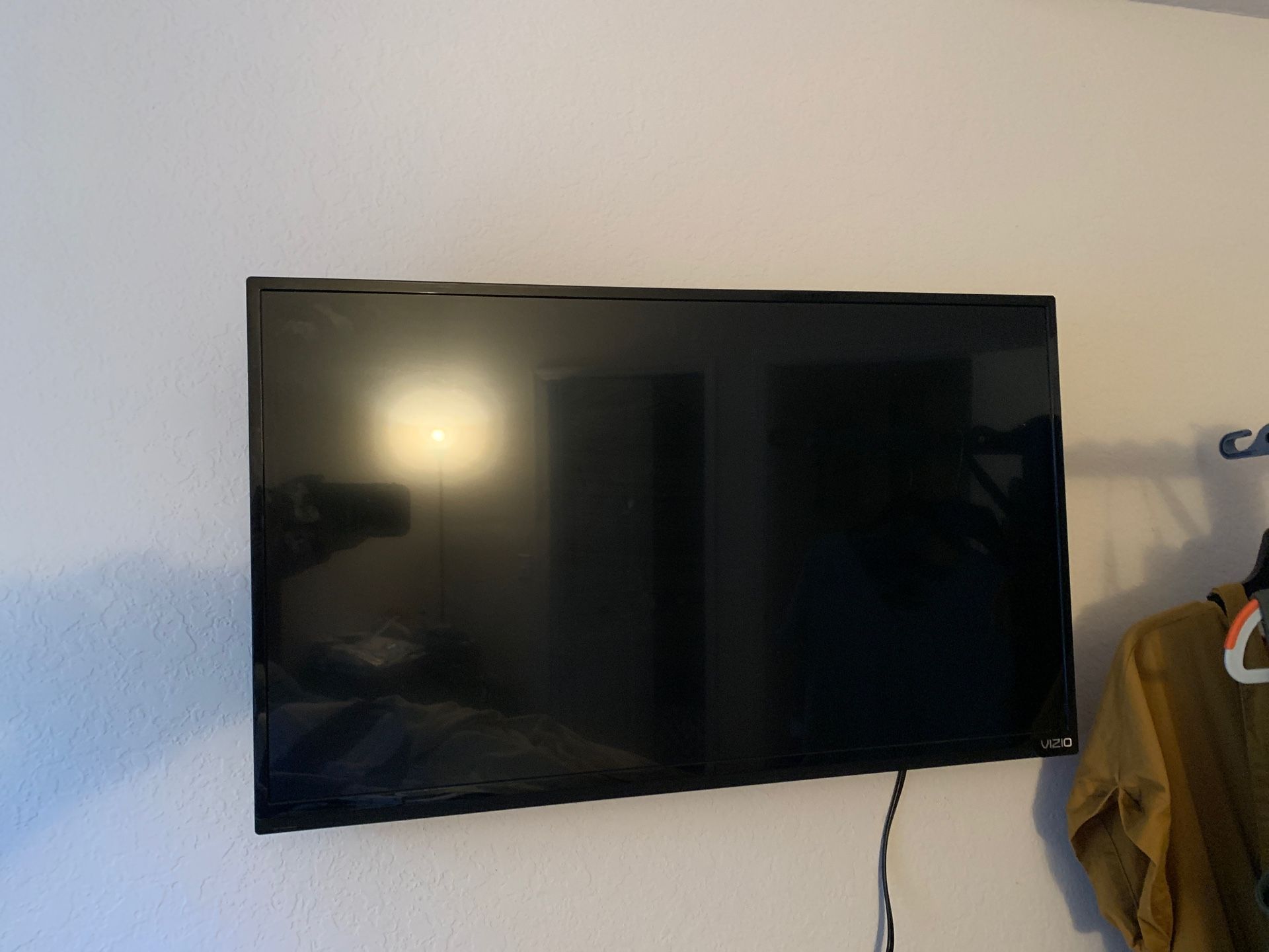 Vizio 36” smart TV