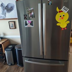 GE Refrigerator-French Door w/Freezer Drawer