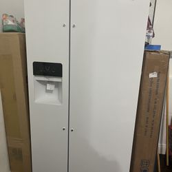 Refrigerator For Sale 