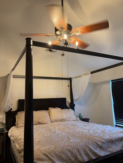 Cali king bedroom set with temperapedic mattress