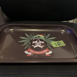 Tray 