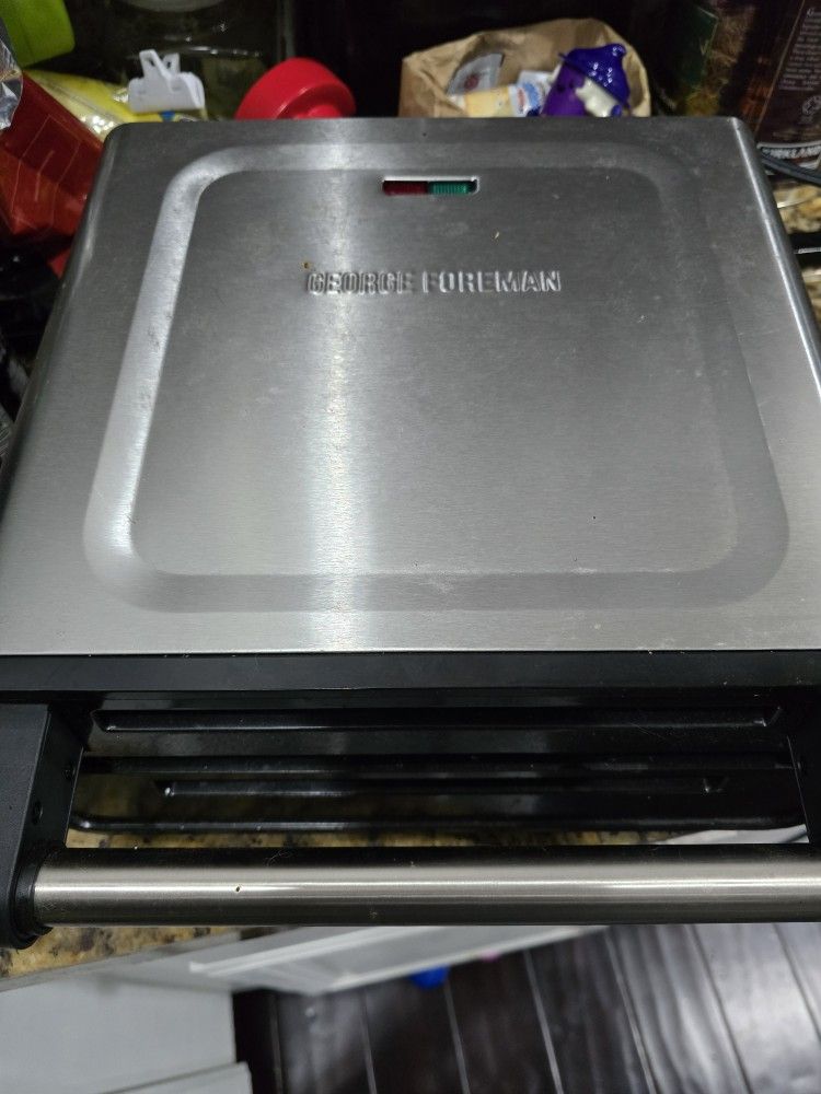 George Foreman Grilling Machine