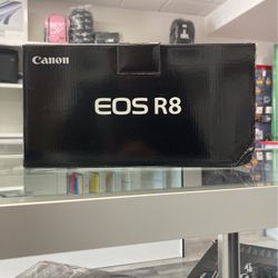Canon R8 Body Only