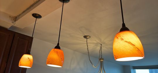 3 Pendant Lights