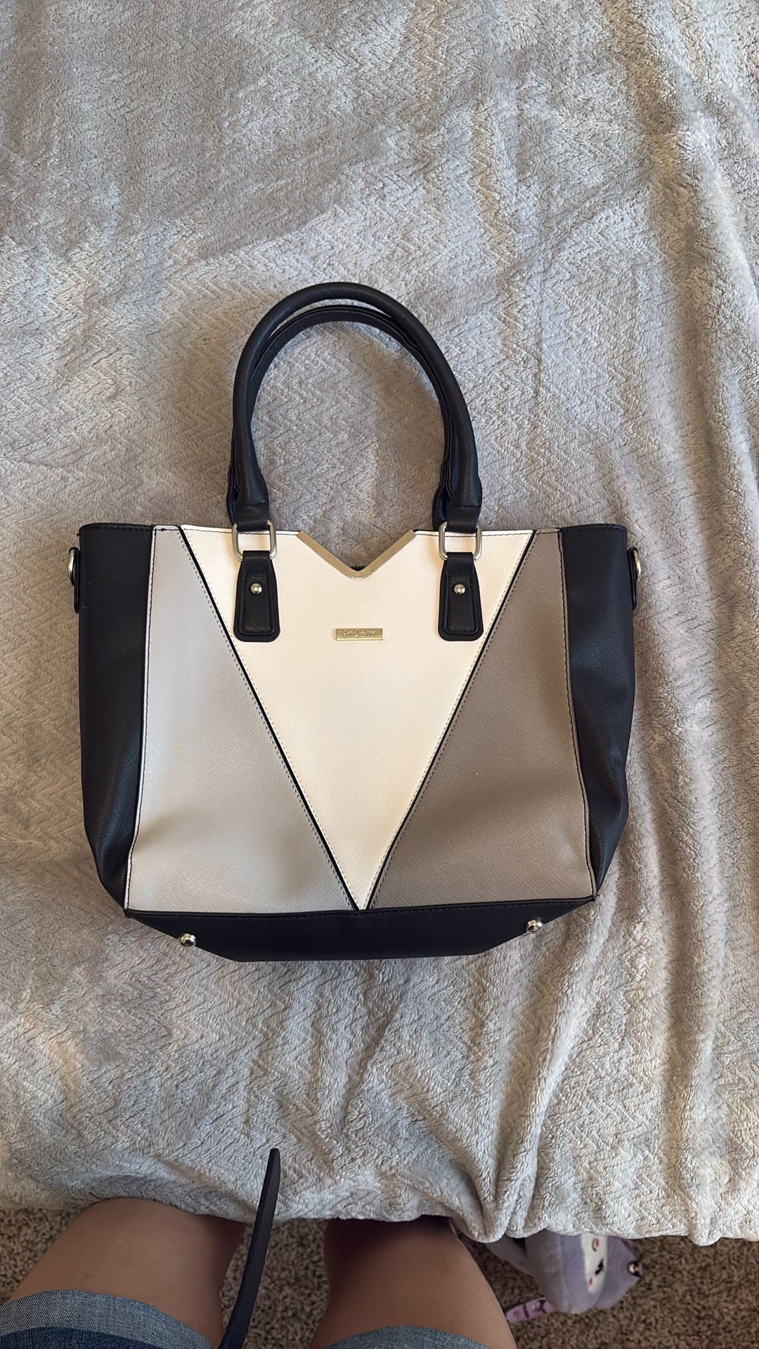Yari Jadore Grey-Black-and White Tote Bag For Women
