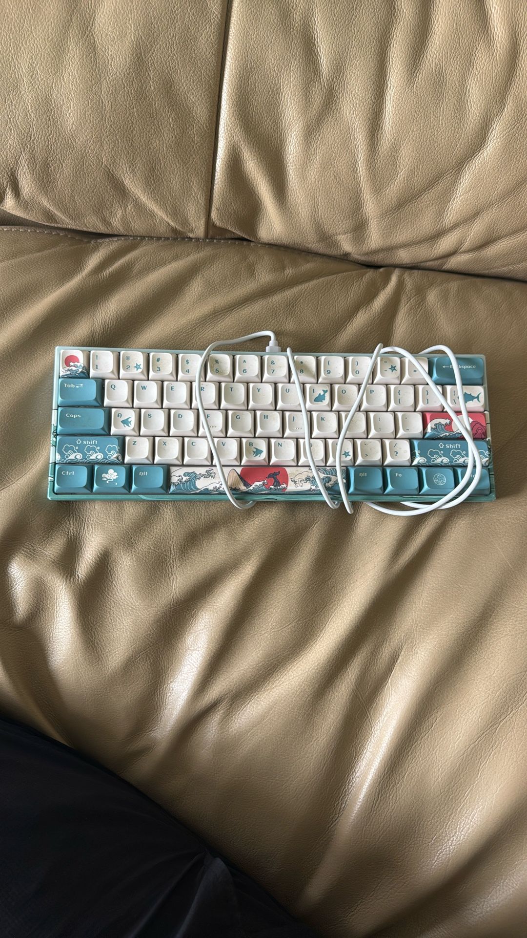 KEYBOARD