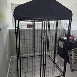 Like New Indoor/outdoor Dog Kennel 