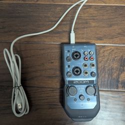 Zoom U-44 Handy Audio Interface