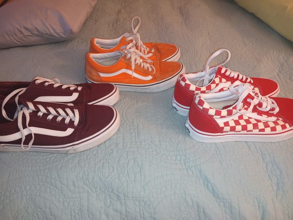Vans Size 9 Women 7.5 Men