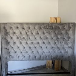 King Size Bed Frame 👇🏾 $475