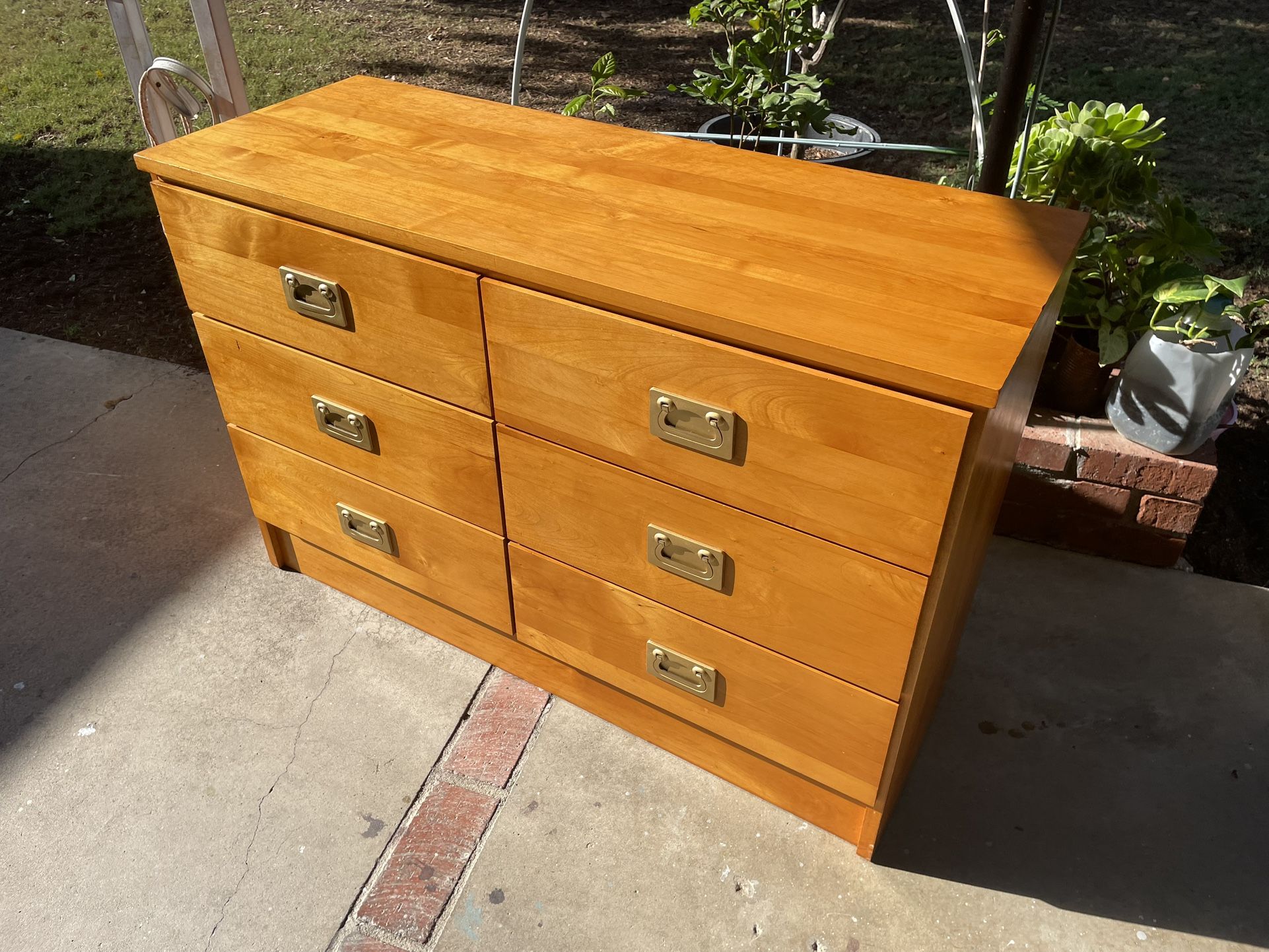 Solid Dresser