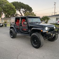 2016 JEEP WRANGLER SAHARA 4x4