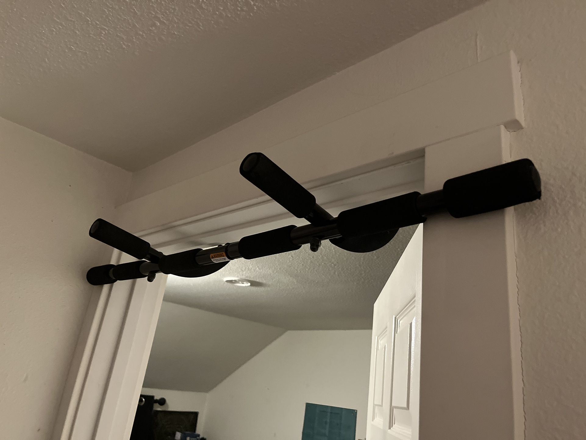 Golds Gym Pull Up Bar
