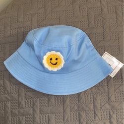 Bucket Hat